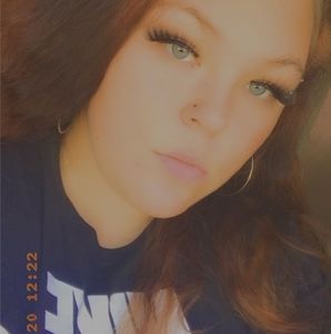 Meet your Posher, Laelae